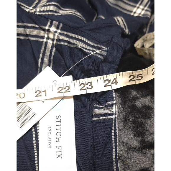 Alexander Jordan Shirt Women's 1X Navy Blue Plaid NWT Feddy Henley Oversized - Picture 4 of 5